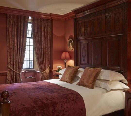 Langley&rsquo;s Hotel